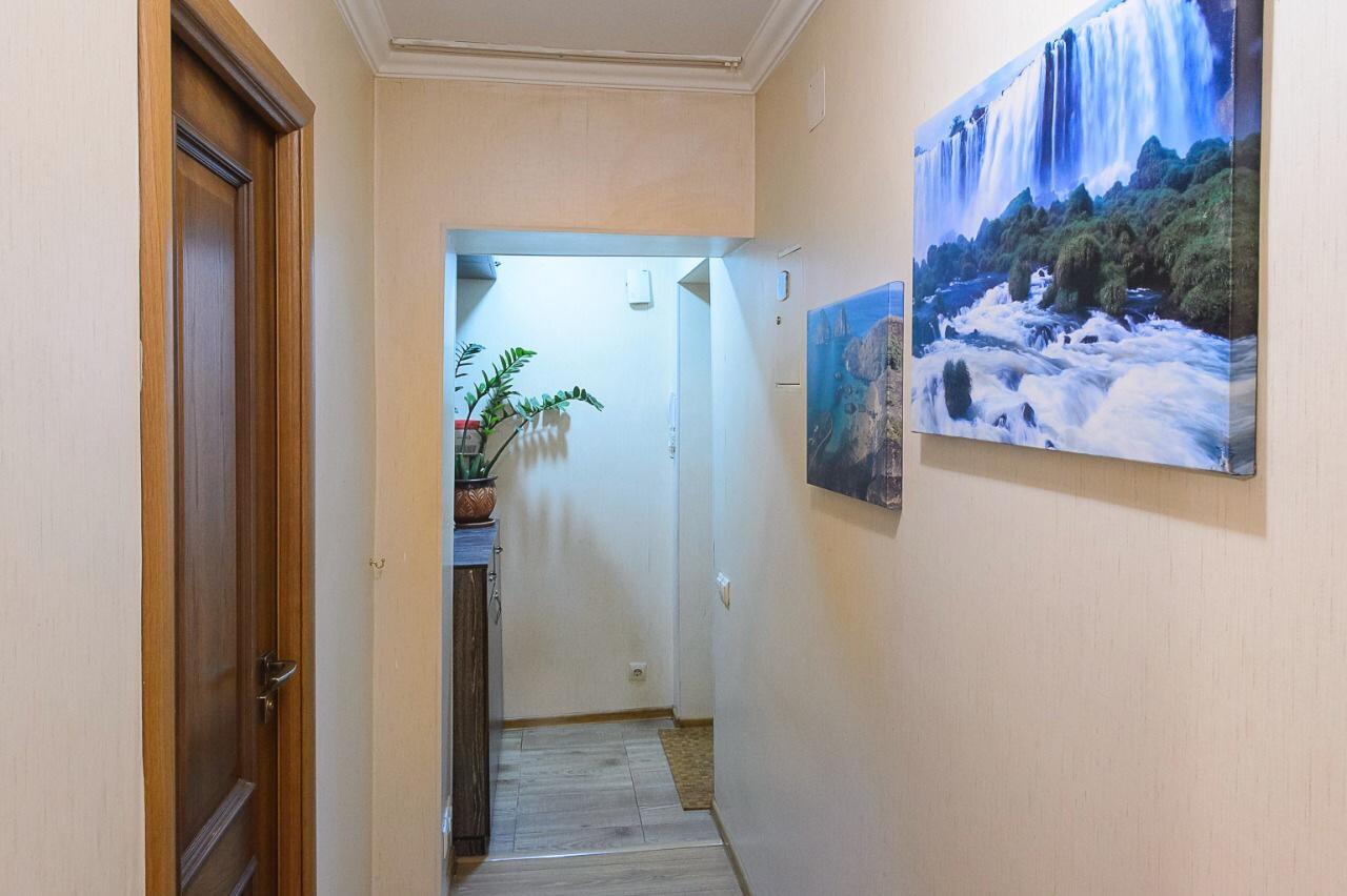 Золотой Квадрат Шевченко 75 Lägenhet Alma-Ata Exteriör bild